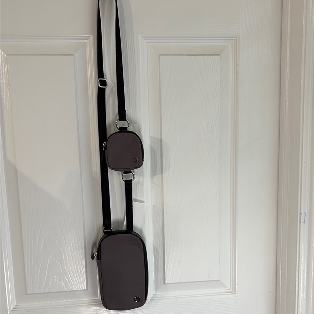 Lululemon Lavender Crossbody Bag modular phone set